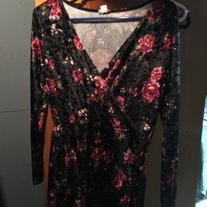 Floral bodysuit size M/L